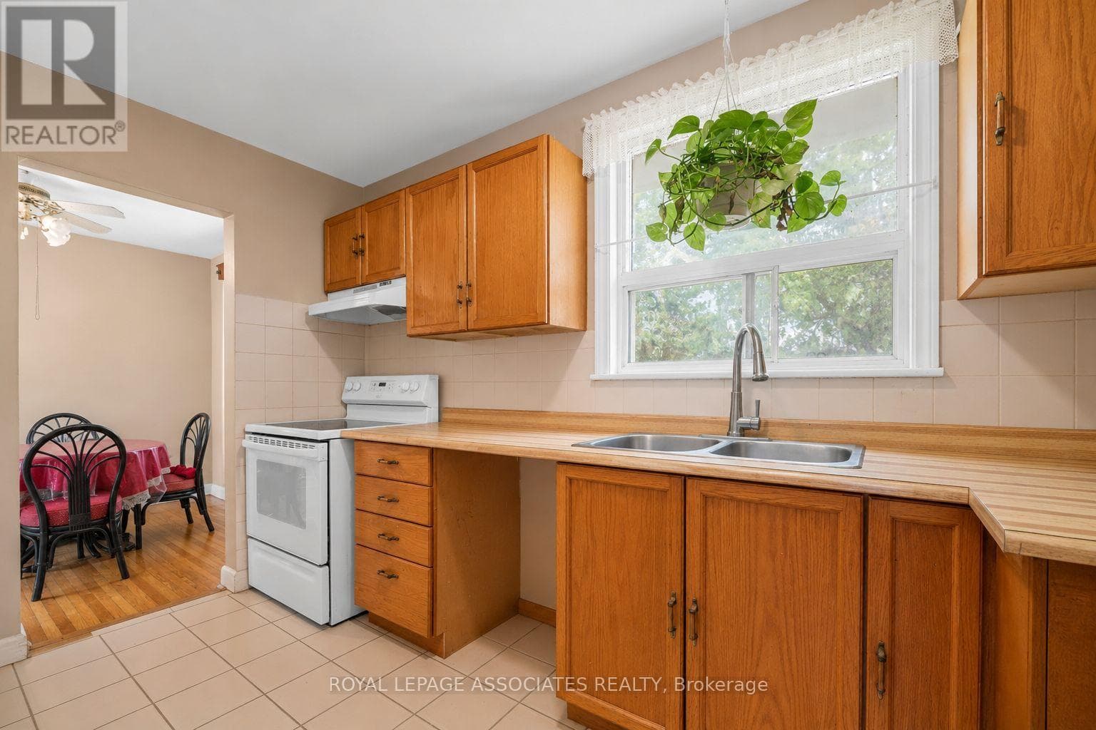 Detached East York bungalow with separate-entrance basement suite in O'Connor-Parkview 8
