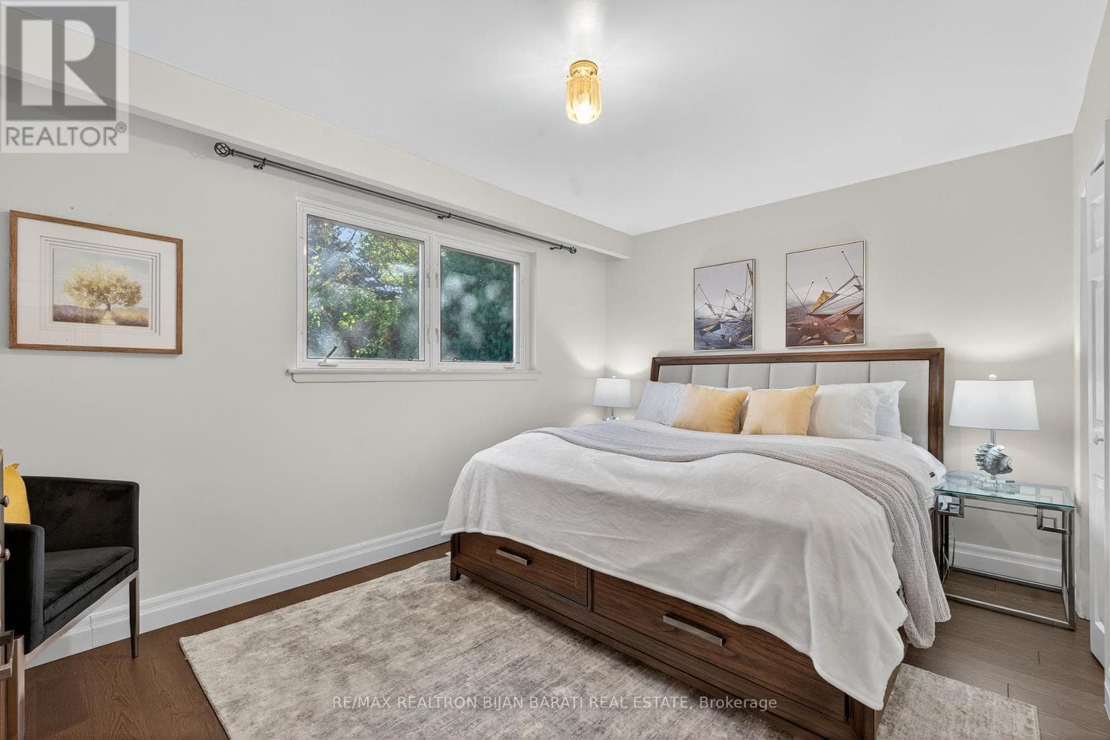 Renovated 4-level backsplit in Bayview Woods-Steeles with second-suite potential 23