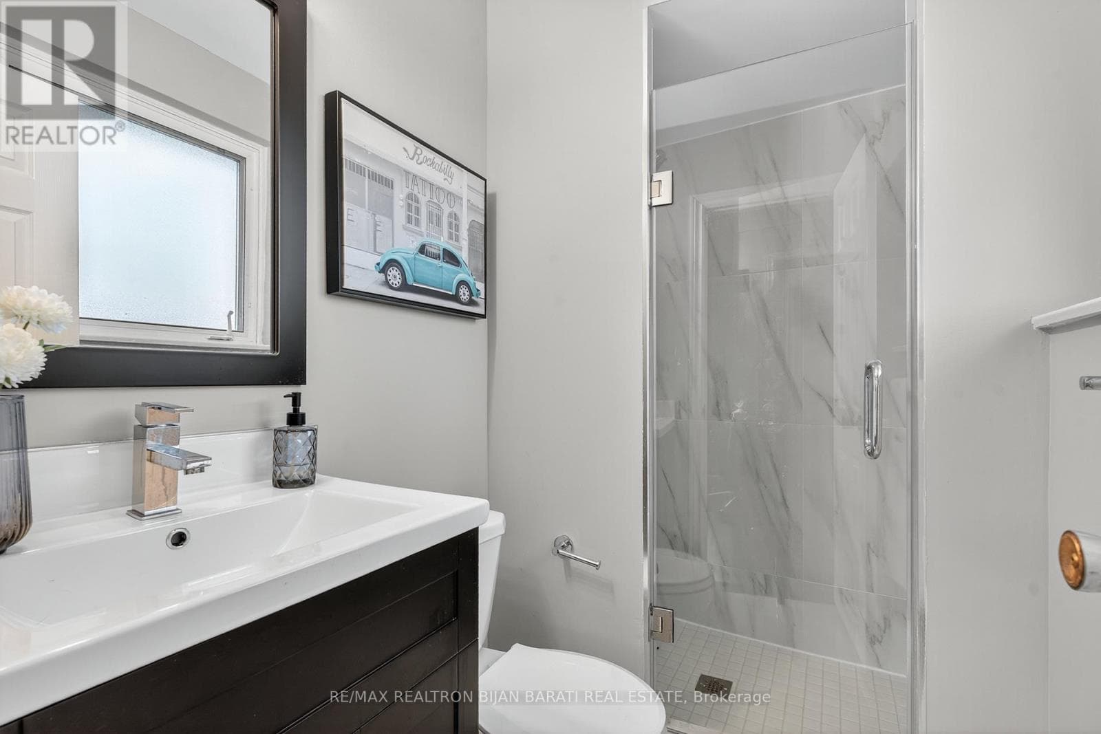 Renovated 4-level backsplit in Bayview Woods-Steeles with second-suite potential 29