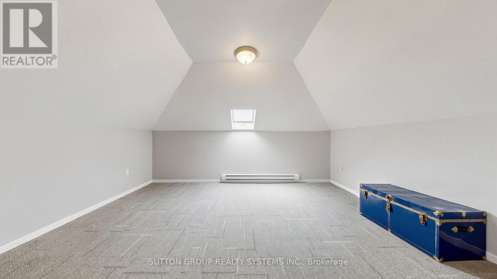 Regal Heights detached on oversized lot with three kitchens and separate-entrance basement 26