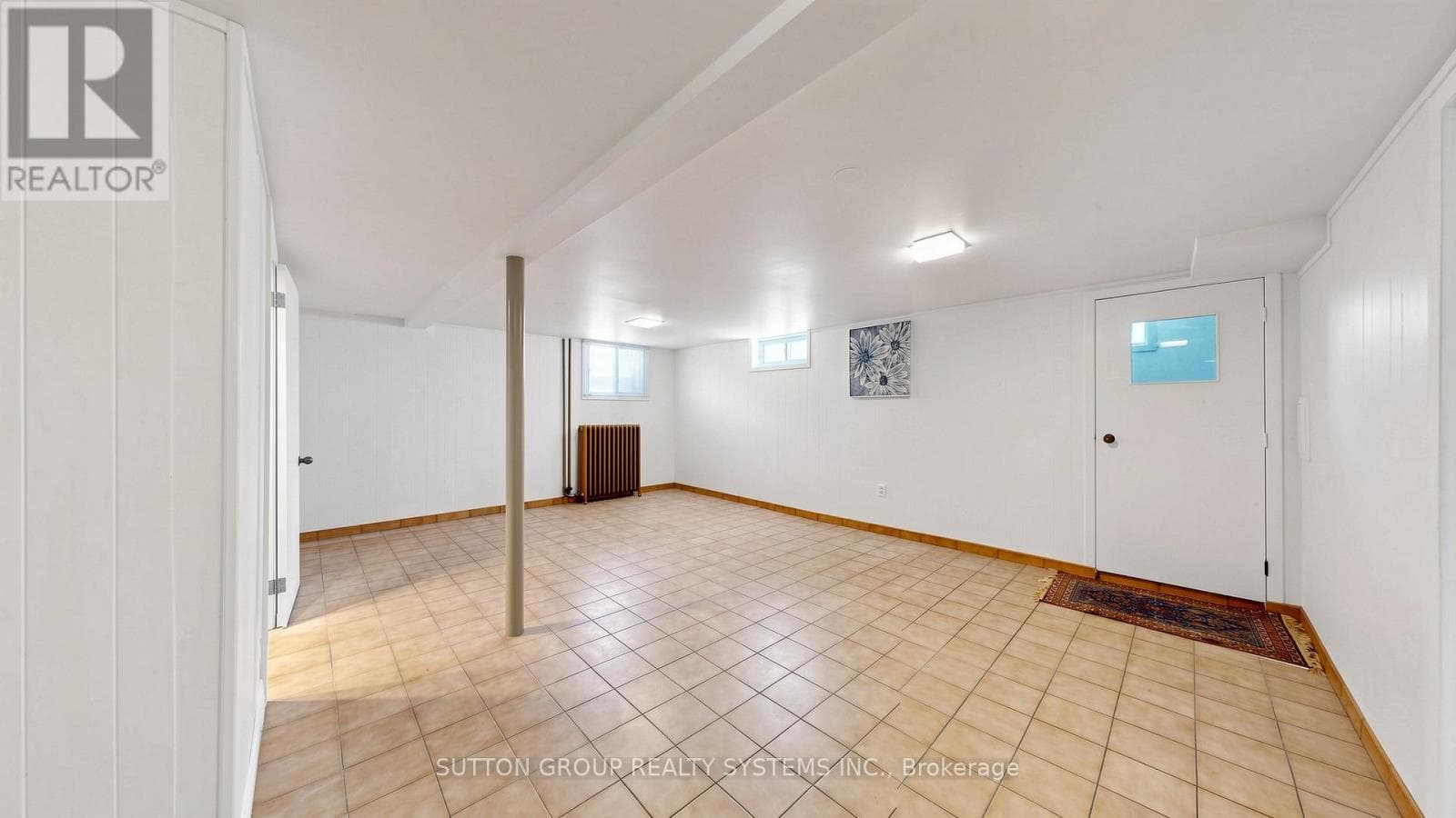Regal Heights detached on oversized lot with three kitchens and separate-entrance basement 31