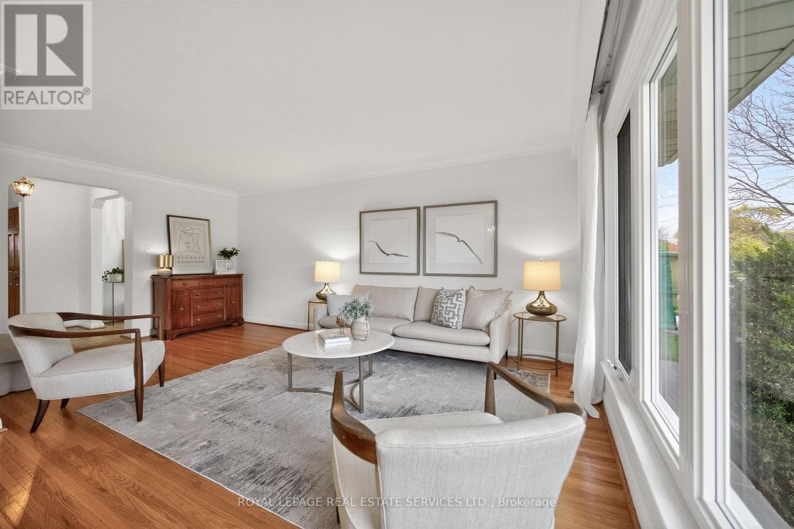 Markland Wood mid-century detached with separate side entrance and in-law suite potential 7