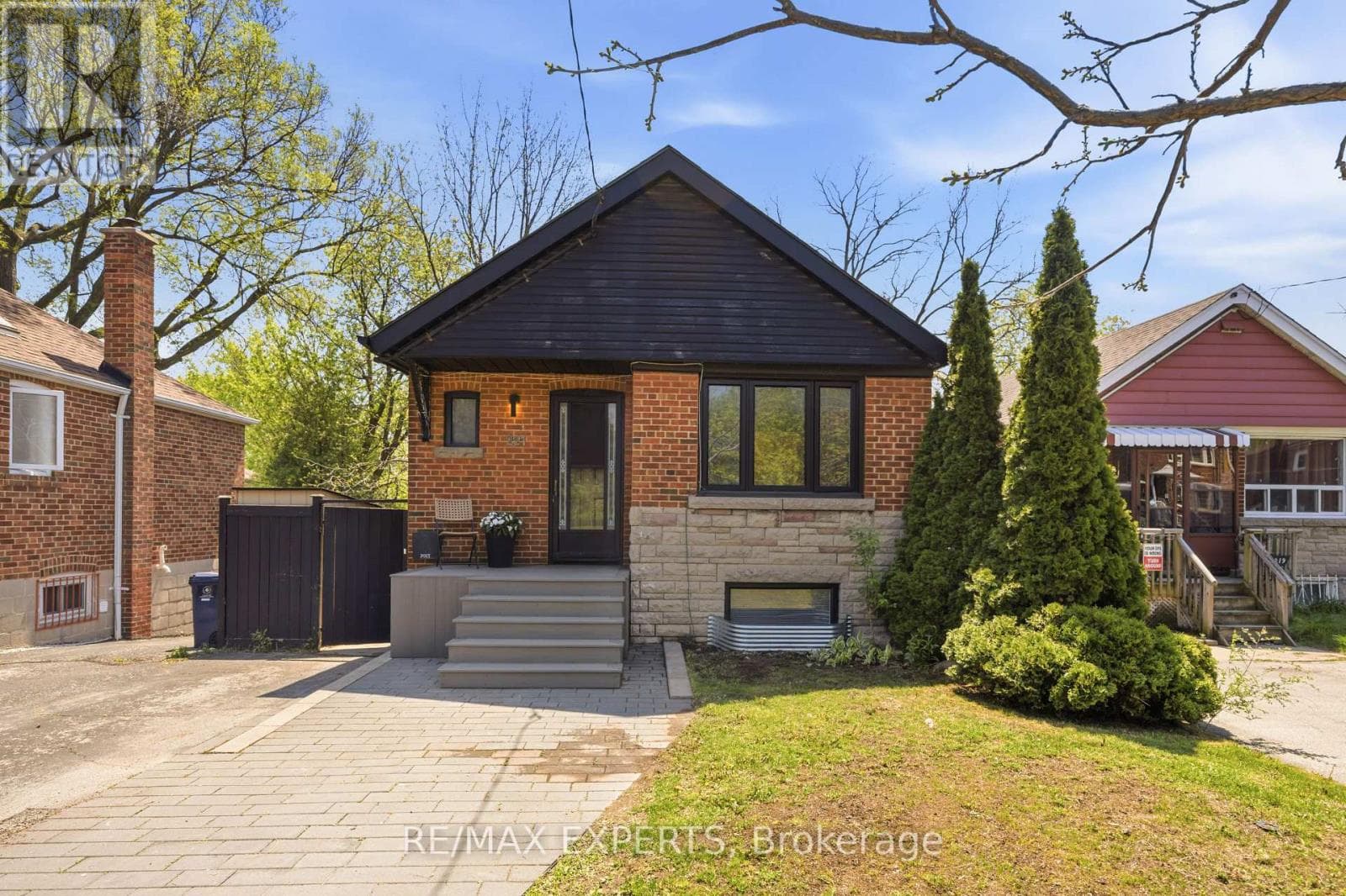 Renovated Birchcliffe bungalow with tenanted lower-level suite and separate side entrance