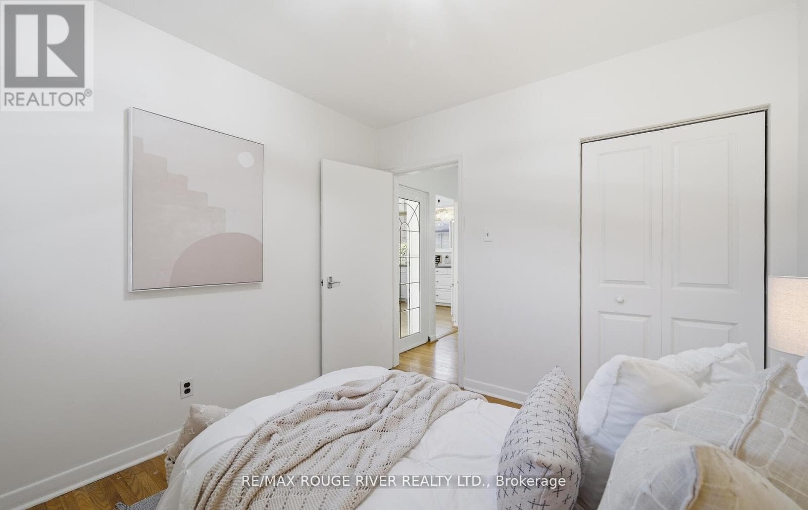 Updated Woburn bungalow with separate side entrance and finished basement on 40 x 100 lot 11
