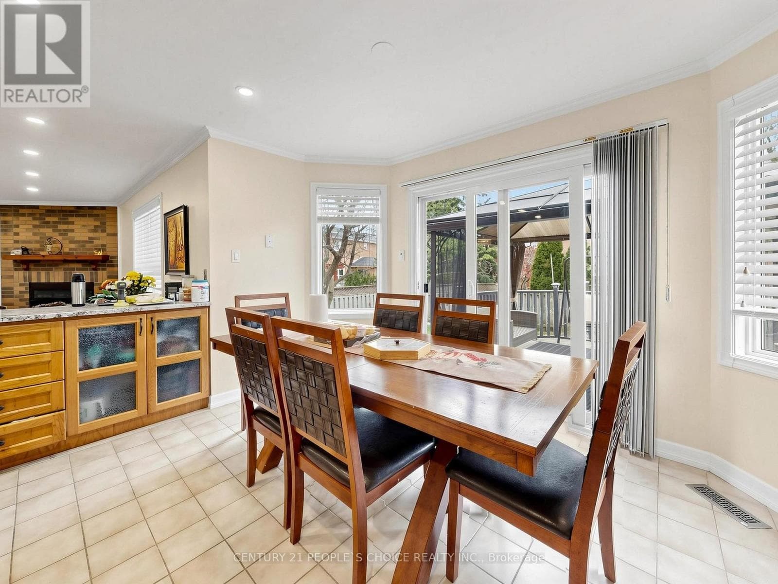 East Credit executive detached with separate-entrance basement apartment on a cul-de-sac 17