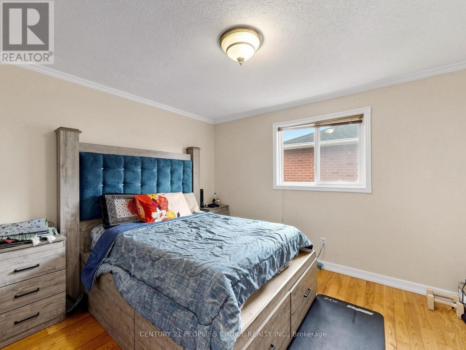East Credit executive detached with separate-entrance basement apartment on a cul-de-sac 28