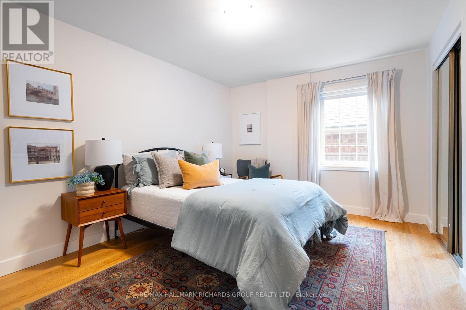 Renovated High Park North detached on Fairview Avenue with laneway-access 2 car garage 21