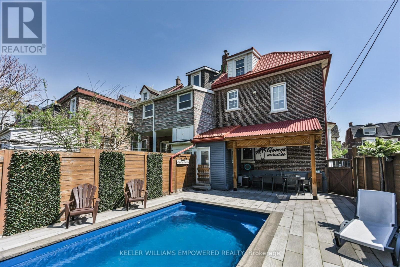 Upgraded Trinity-Bellwoods semi on extra-deep lot with laneway housing potential 33