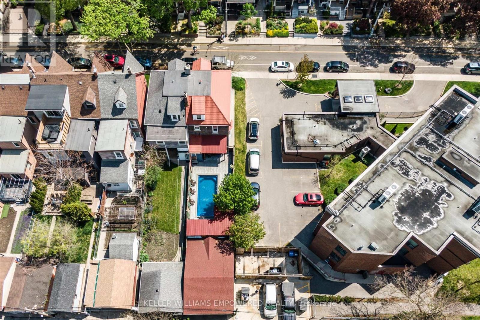 Upgraded Trinity-Bellwoods semi on extra-deep lot with laneway housing potential 48