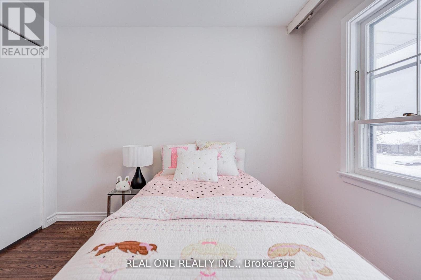 Bridlewood detached on oversized lot with separate-entrance basement, value-add suite conversion 30