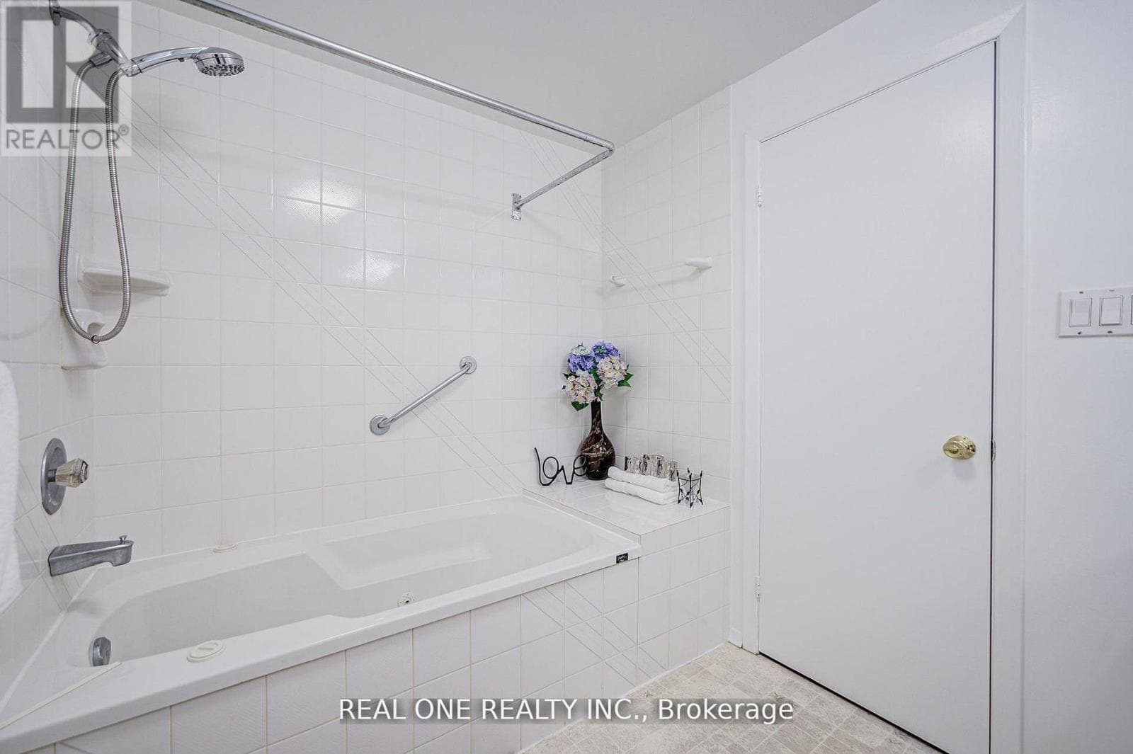 Bridlewood detached on oversized lot with separate-entrance basement, value-add suite conversion 32