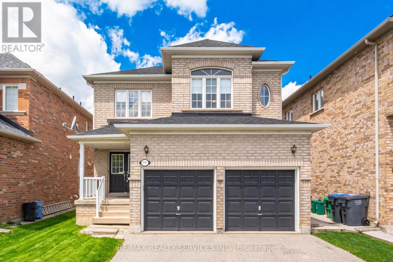 4-Bed Detached in Lisgar with Separate Entrance, Basement Conversion Upside