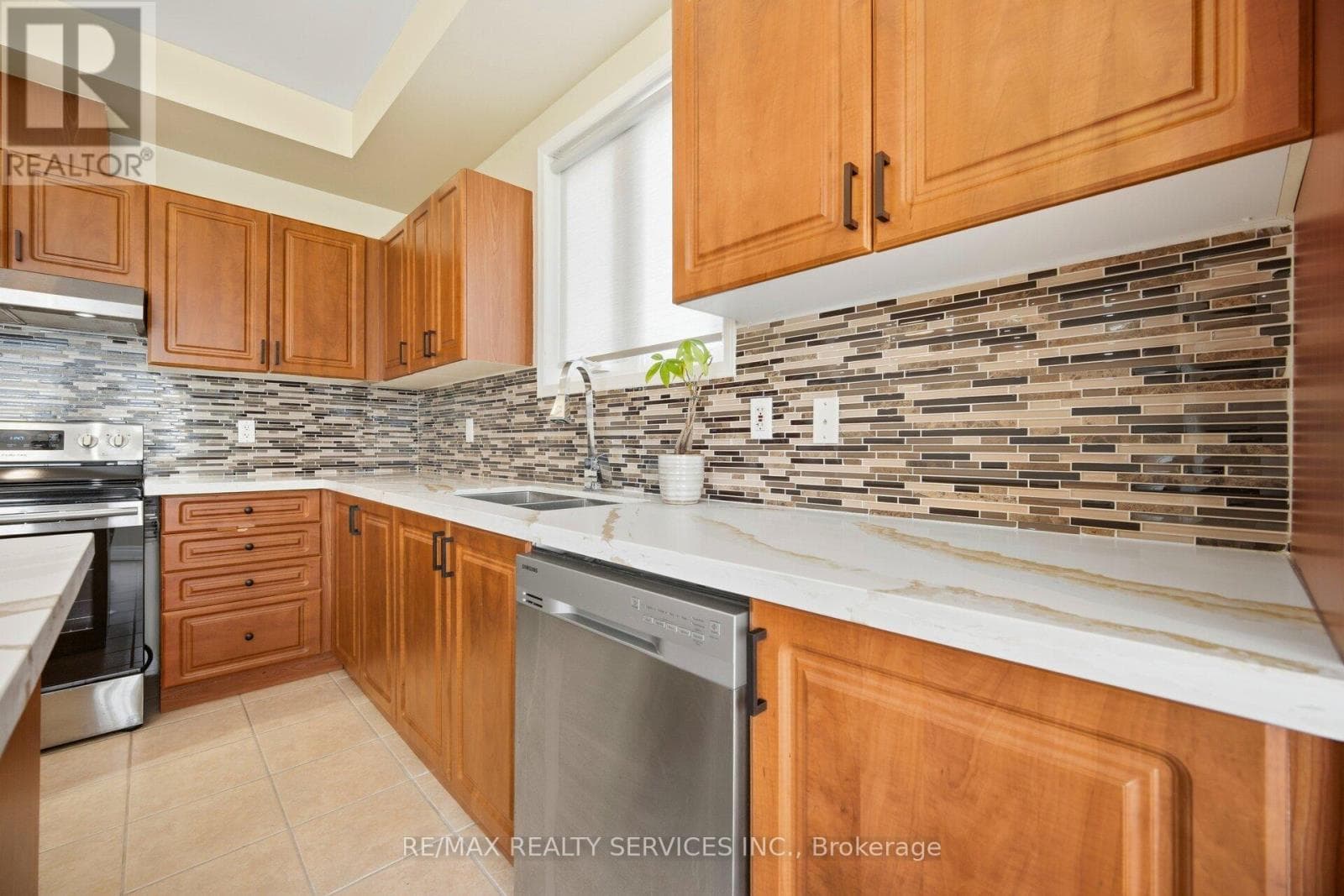 Lisgar 4-bed detached with separate-entrance basement; value-add suite conversion path 19