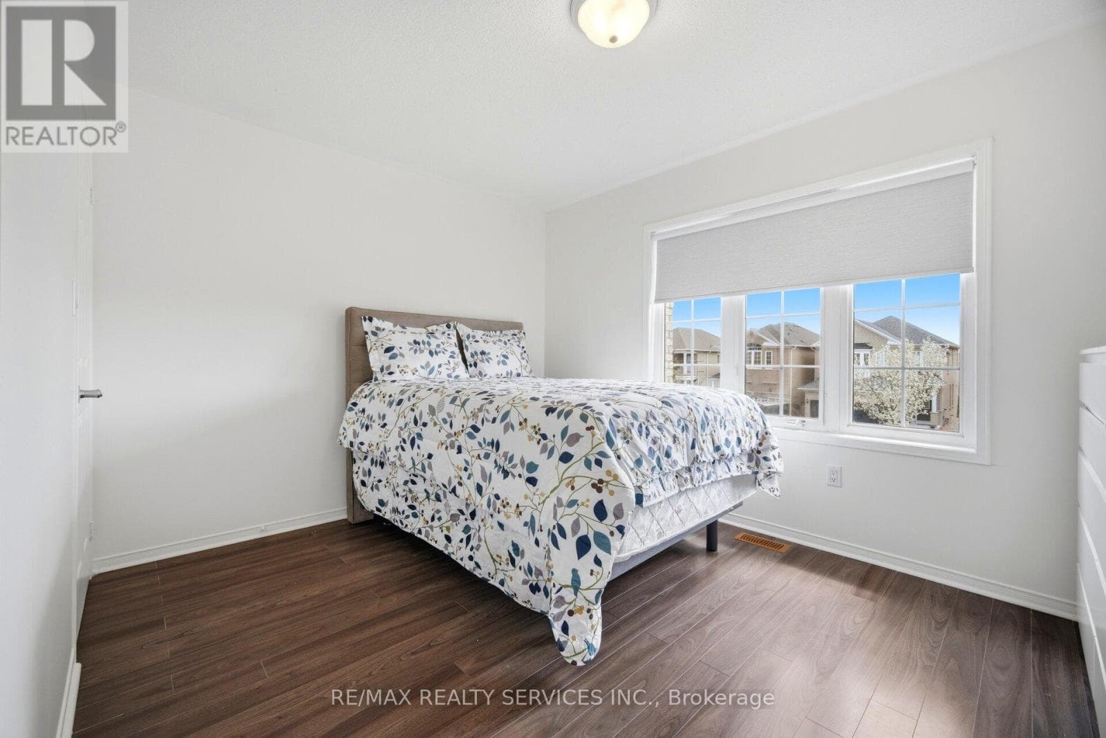 Lisgar 4-bed detached with separate-entrance basement; value-add suite conversion path 40