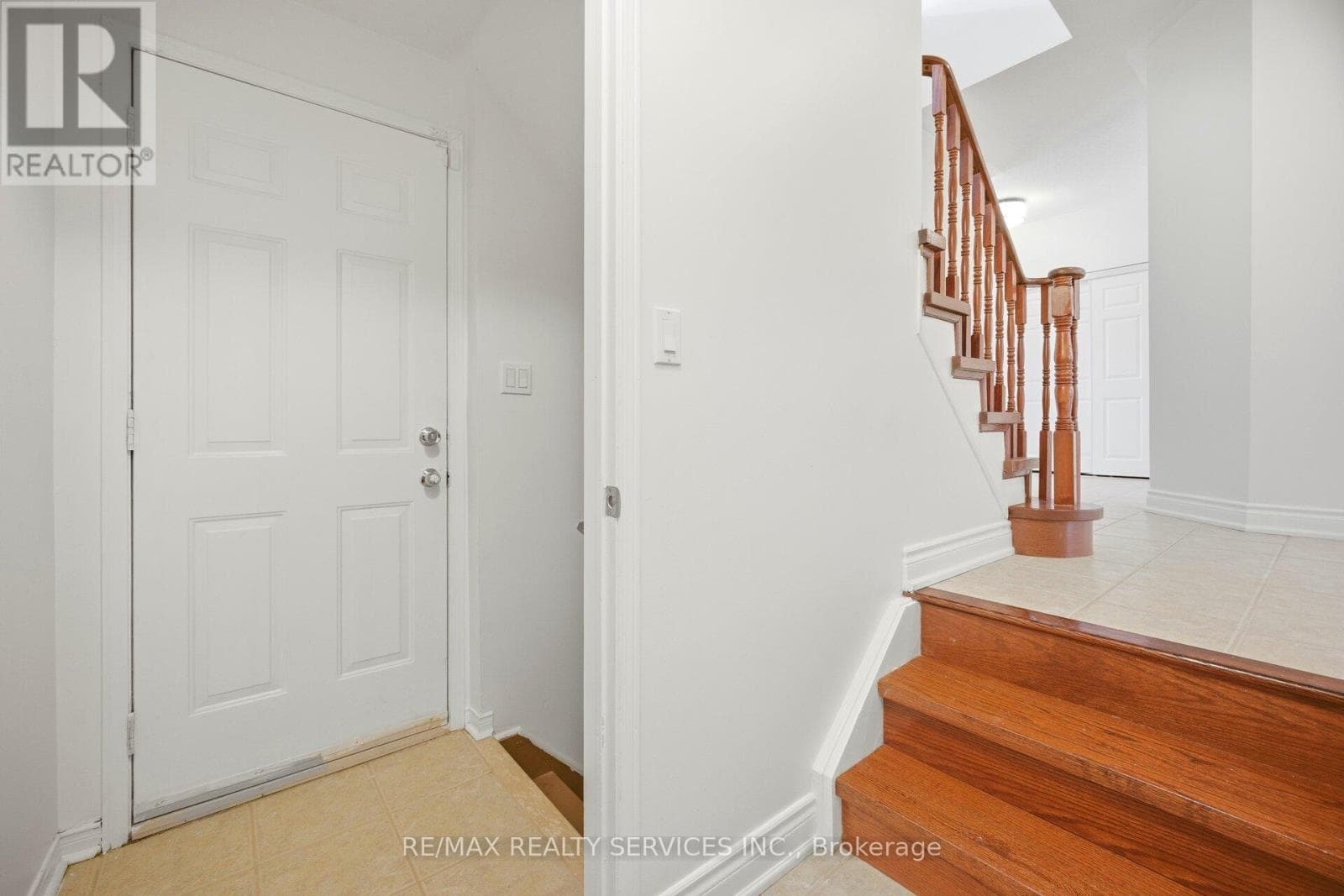 Lisgar 4-bed detached with separate-entrance basement; value-add suite conversion path 44