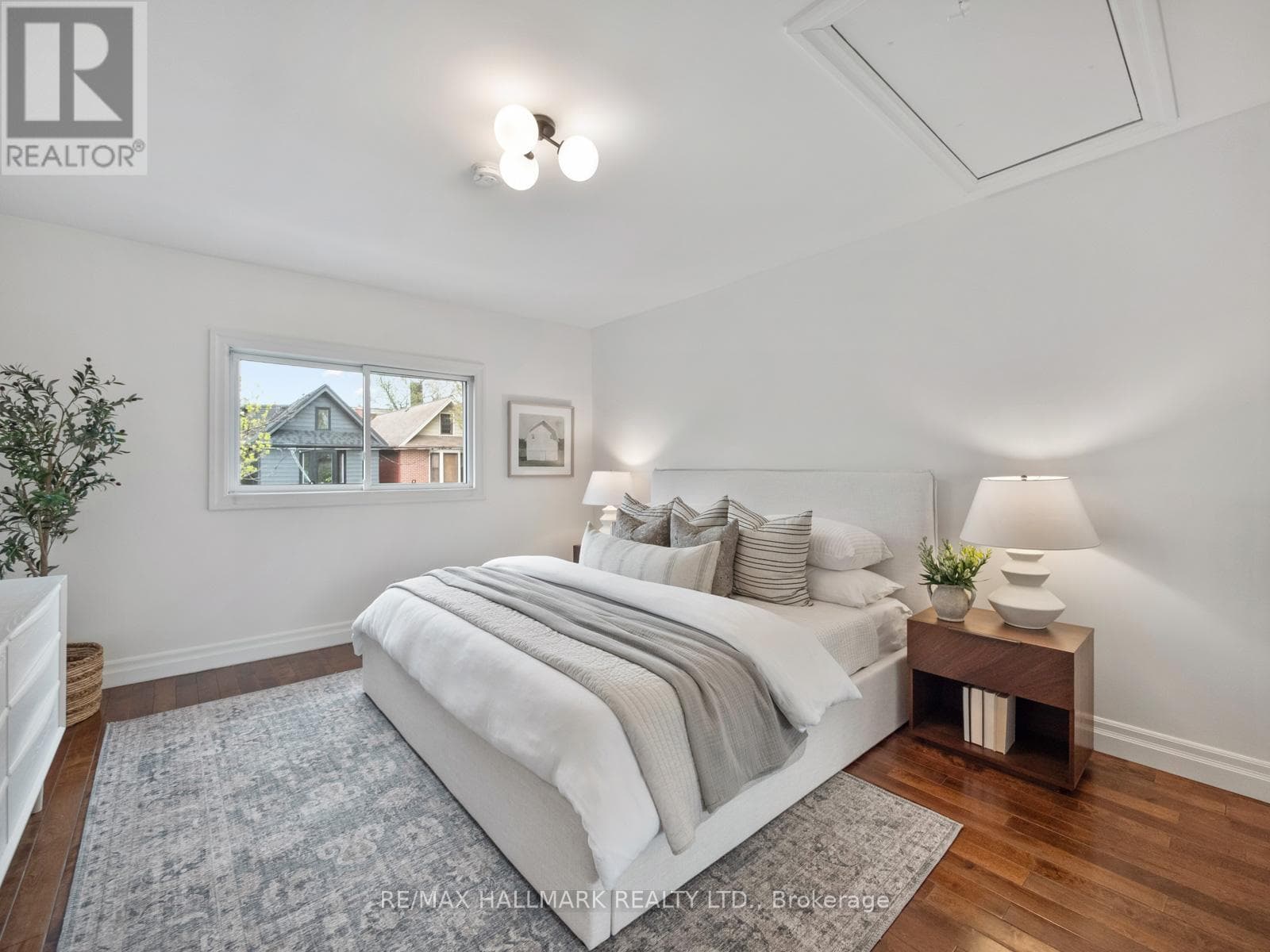 Renovated Playter Estates detached with separate-entrance basement and laneway housing potential 28
