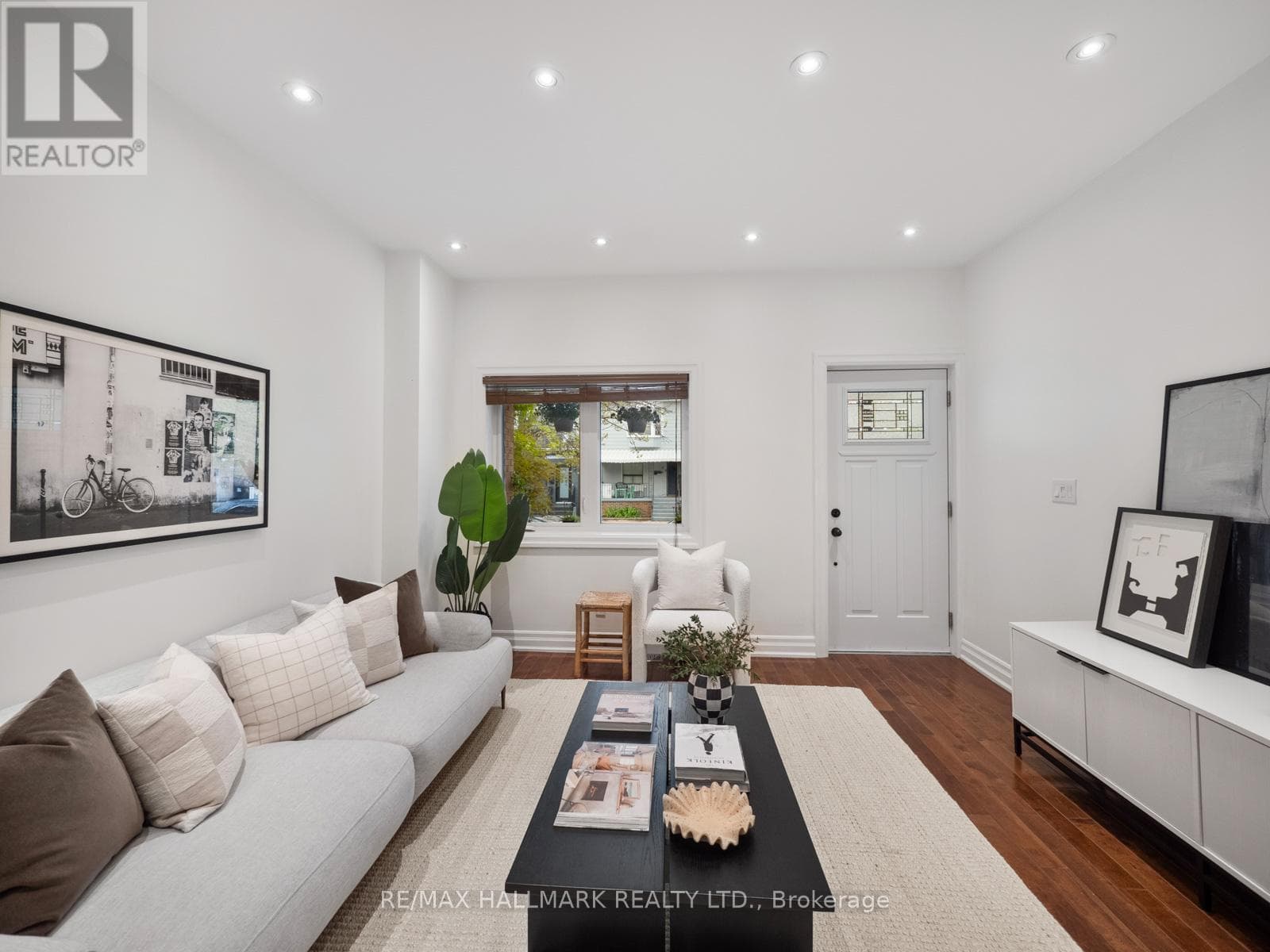 Renovated Playter Estates detached with separate-entrance basement and laneway housing potential 9
