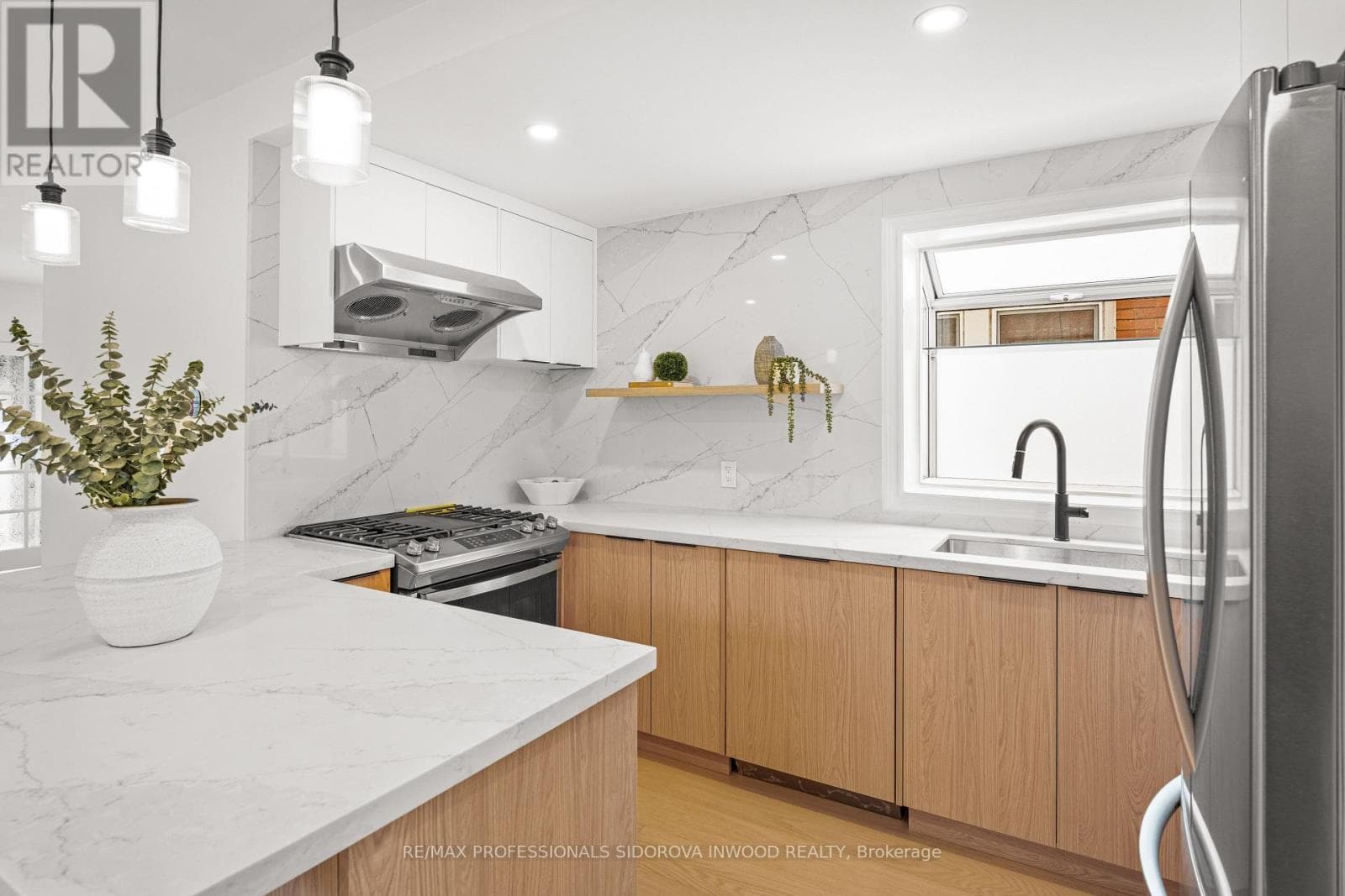 Turnkey Swansea detached with garden-suite lot and Committee of Adjustment approval 17