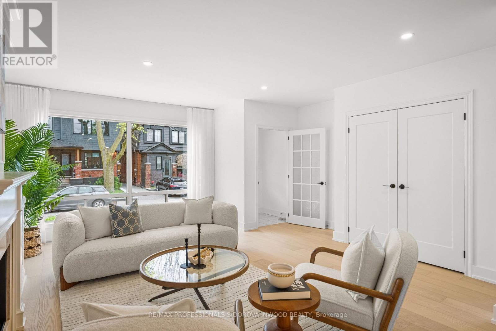 Turnkey Swansea detached with garden-suite lot and Committee of Adjustment approval 7