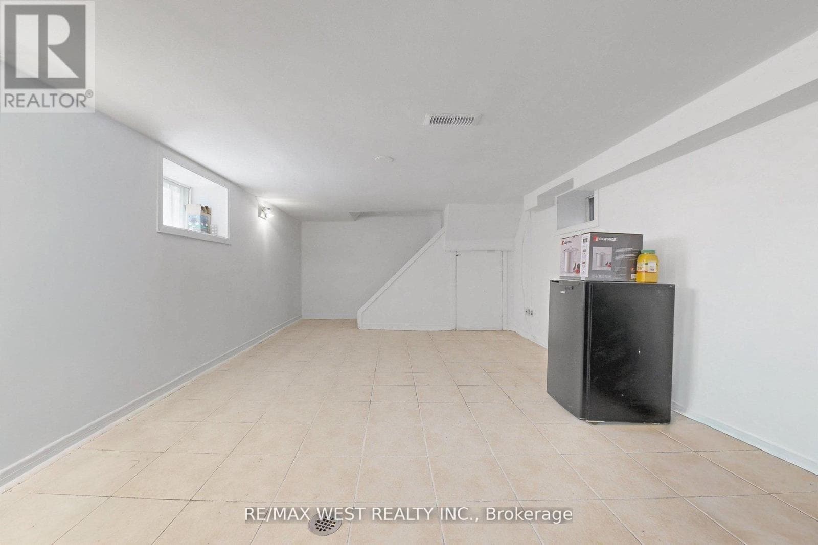 Detached Caledonia-Fairbank bungalow with separate-entrance basement steps from the Eglinton Crosstown LRT 19