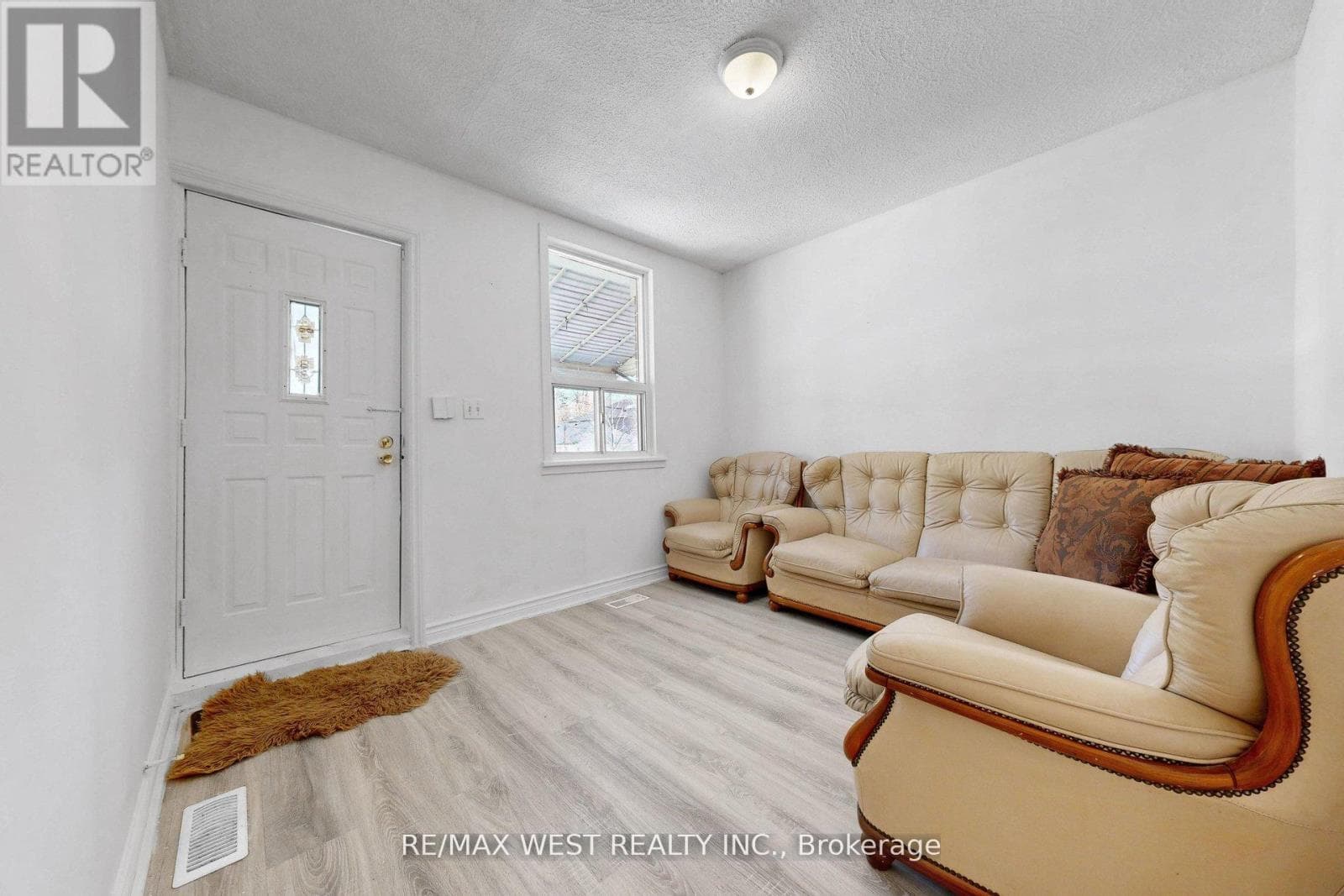 Detached Caledonia-Fairbank bungalow with separate-entrance basement steps from the Eglinton Crosstown LRT 4