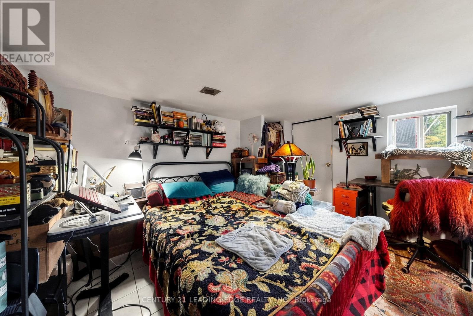 Detached duplex steps from Dufferin Station with garden suite upside on a 120-foot lot 28