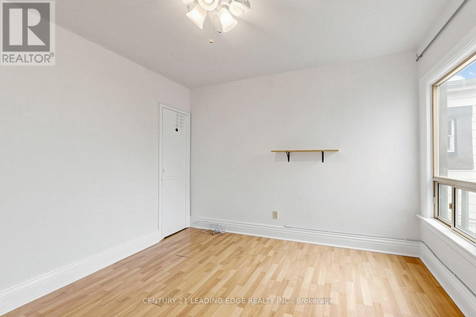 Detached duplex steps from Dufferin Station with garden suite upside on a 120-foot lot 8