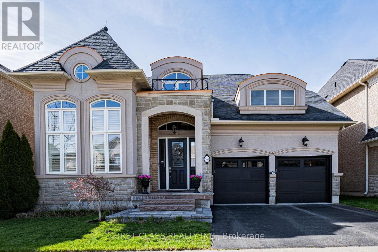 Rosehaven bungaloft in Oakville's Glenorchy with permitted plans for income suite