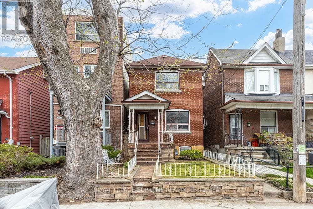 Detached Dovercourt Village home with laneway garage and Garden Suite potential near Bloor subway