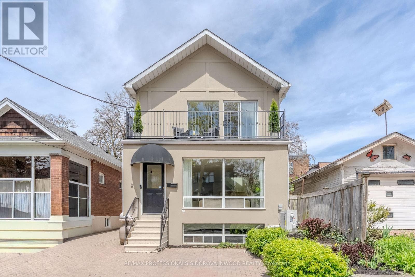 Fully renovated Swansea detached with garden suite potential, listed at $1,899,000